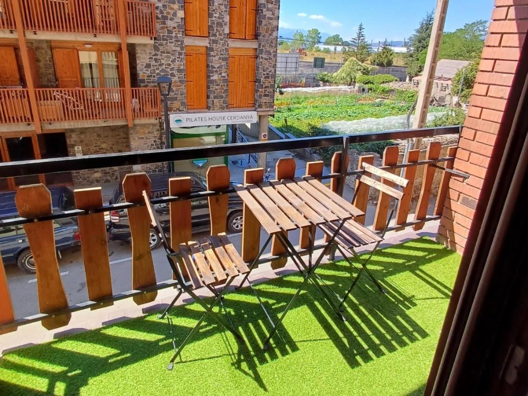 Appartement De Vacances Puigcerdà Exteriör bild
